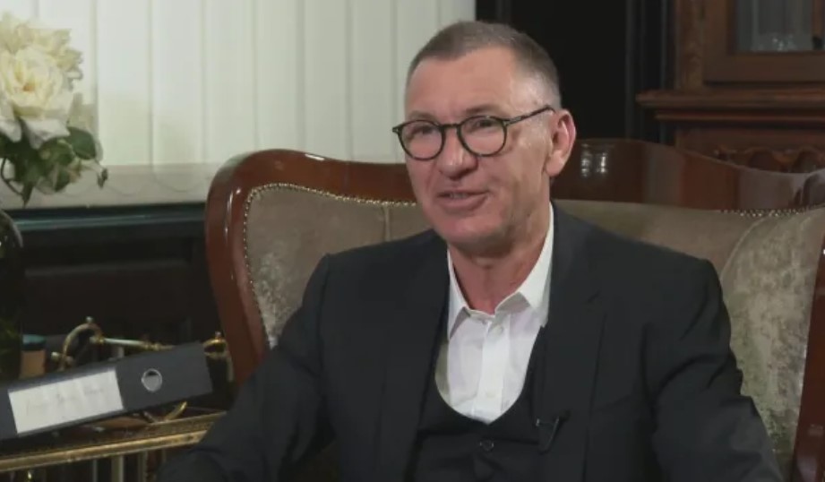 Часове след като беше освободен даде интервю за bTV За милионите взети